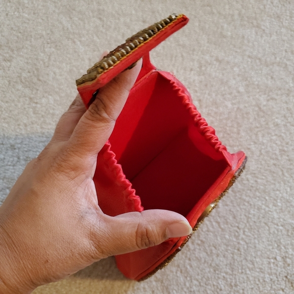 Beaded Red Indian Party Purse - Picture 3 of 8